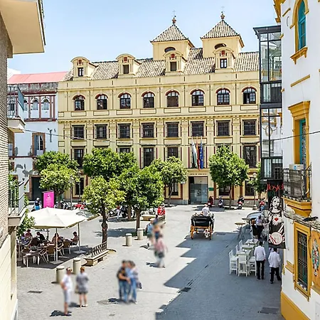 Genteel Home Contratacion Seville Exterior photo